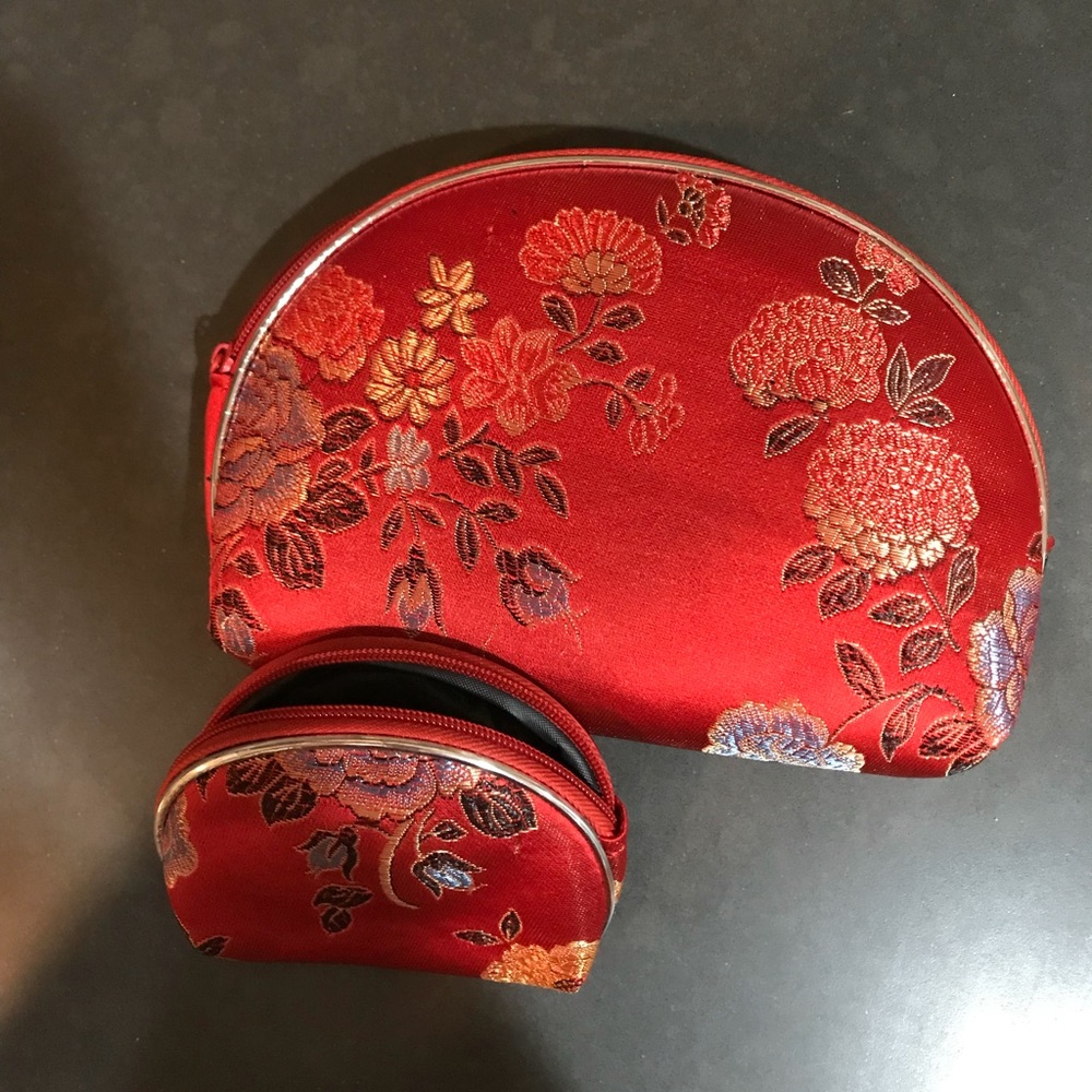 Floral Embroidered Clutch Set
